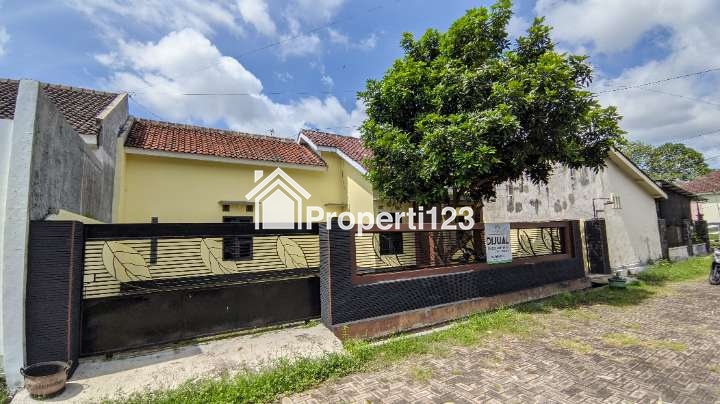 (BWI A.384) Dijual Rumah dan Kos di Perumahan Mutiara Regency (Concrong), Rogojampi, Banyuwangi - 7