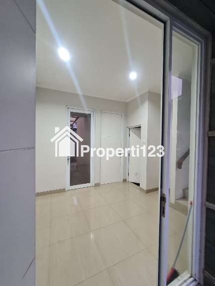 Rumah citra land cibubur 2 lantai - 7