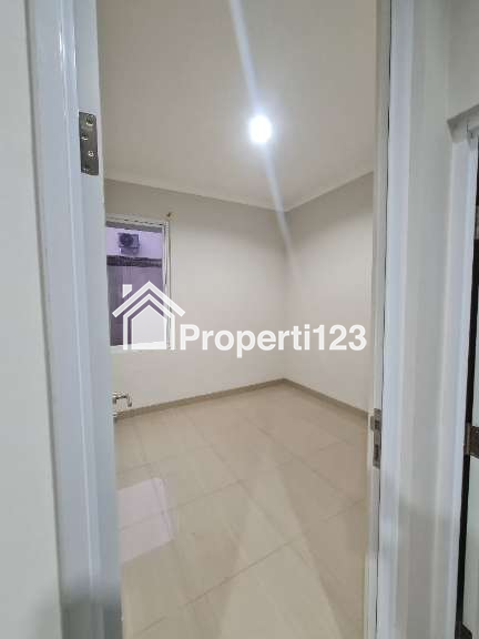 Rumah citra land cibubur 2 lantai - 6
