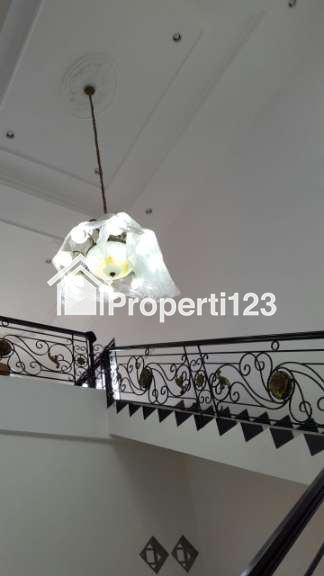 Hunian baru 2 lantai lokasi super strategis di otista jakarta timur - 7