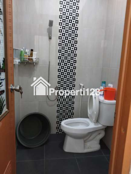 Rumah Tinggal Di Kota Cilacap - 13