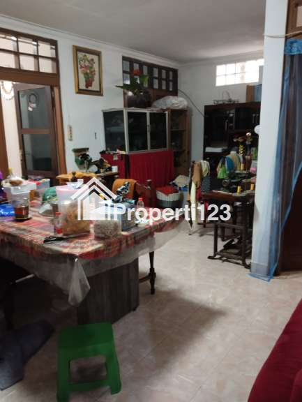 Rumah Tinggal Di Kota Cilacap - 12