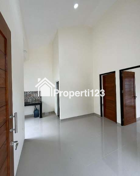 RUMAH 500 JUTAAN, DEKAT JALAN KALIURANG KM 10 - 9