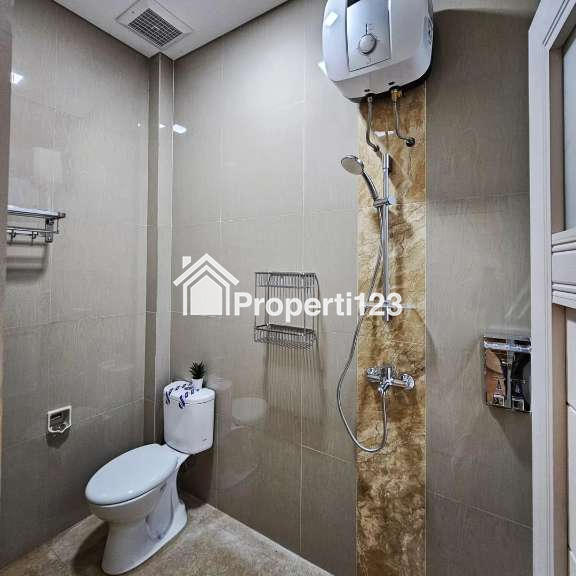 RUMAH 2 LANTAI FULL FURNISHED DEKAT JOGJA BAY, SLEMAN - 4