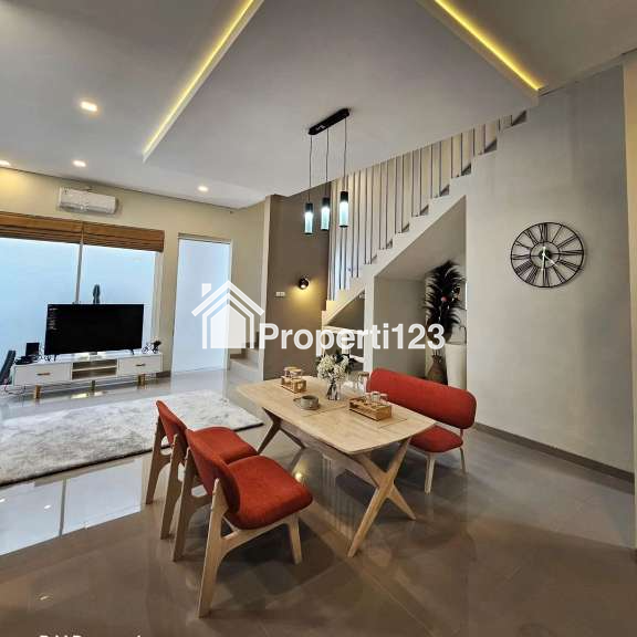 RUMAH 2 LANTAI FULL FURNISHED DEKAT JOGJA BAY, SLEMAN - 3