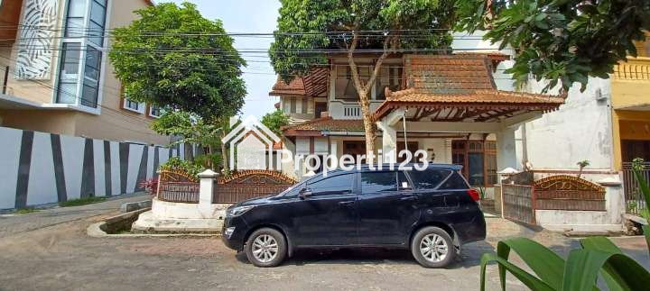 Rumah Hook 2 Lantai Siap Huni Sawojajar - 2