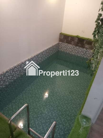 Hunian cantik secondary semi furnished ada kolam renang di rawamangun - 8