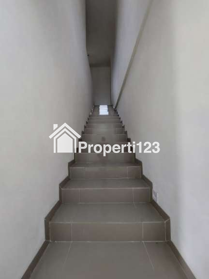 Rumah cantik & mewah dalam komplek pondok kelapa jakarta timur - 9