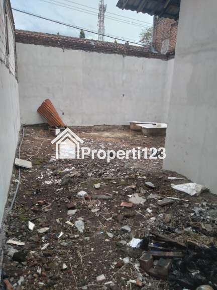 Rumah  Baru Minimalis Siap Huni Sawojajar - 9