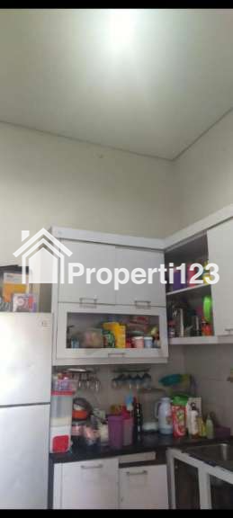 Rumah Semi Furnished Istimewa Siap Huni Lokasi Mulyosari Tengah Surabaya - 6