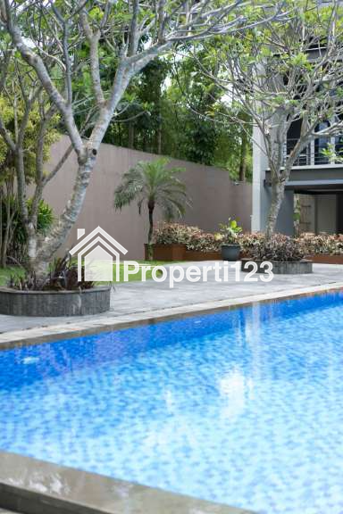 Carport 2 Mobil, Dekat Jogja Exotarium Mini Zoo, Rumah - 5