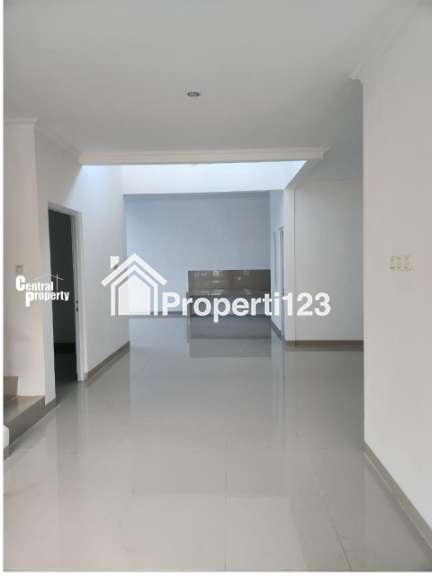Dijual Cepat Rumah Cantik Siap Huni Legenda Wisata Cibubur Limited - 6