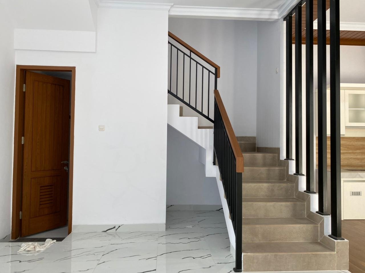 Dijual Murah Rumah Cluster Sevilla Residence Lebak Bulus Jakarta Selatan - 8