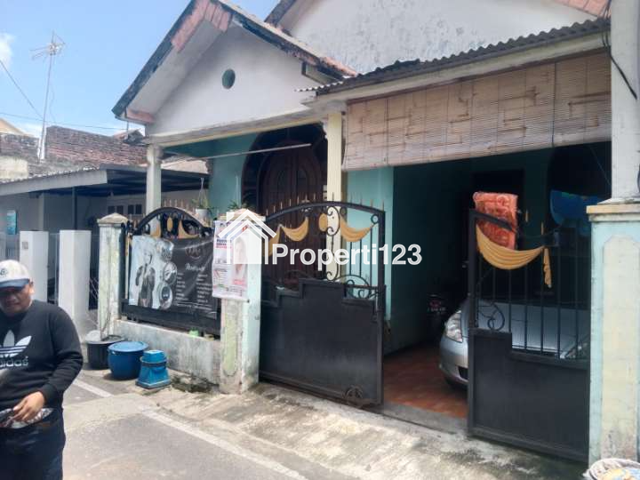 Dijual Rumah Kampung Ranugrati - 1