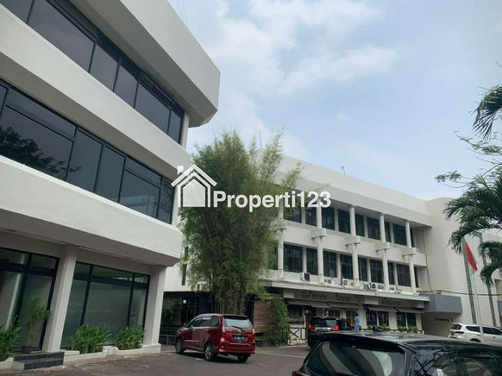 Disewakan Ruang Kantor Plaza Bisnis Kemang, Jakarta Selatan - 6