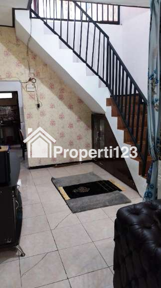 Rumah 2 Lantai Bantaran Siap Huni - 5