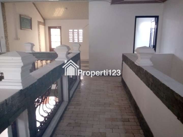 Rumah Mewah Siap Huni Dalam Komplek Jatimakmur Pondokgede - 4