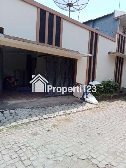 Rumah Bonus Toko Gambiran Puri Pati - 2