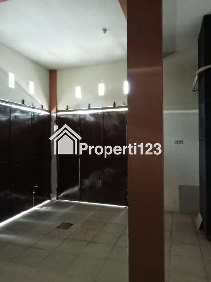 Rumah Bonus Toko Gambiran Puri Pati - 3