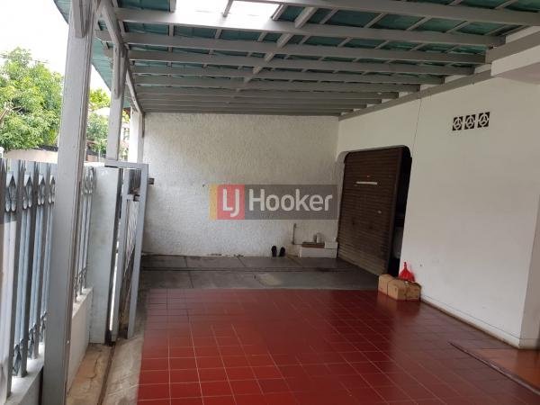 Dijual Rumah Harga Murah di Jakarta Selatan - 9