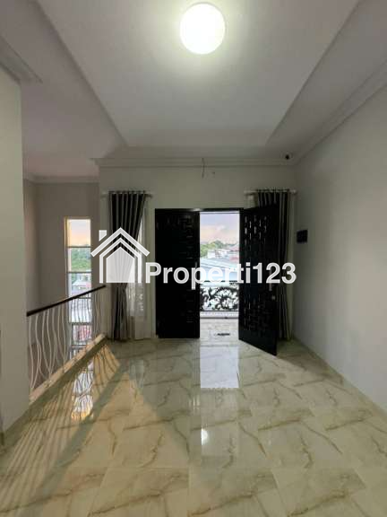 Rumah Private Pool Lenteng Agung  Jakarta Selatan - 15