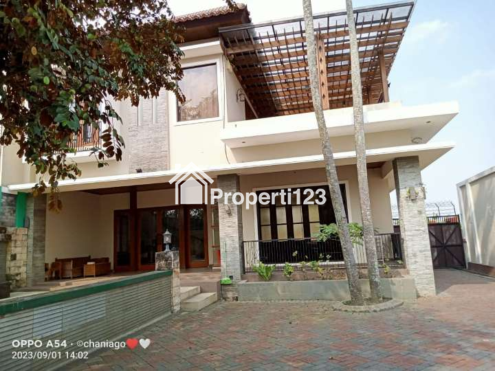 Villa Bumiaji Kota Batu - 4