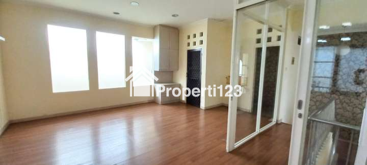 Dijual Rumah 2 Lantai Gading Kirana Siap Huni , Bagus, Jakarta Utara - 4