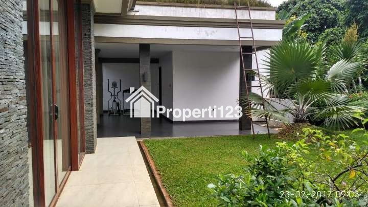 Dijual Rumah lokasi Premium Kompeks Lemigas, Permata Hijau Jakarta Selatan - 2