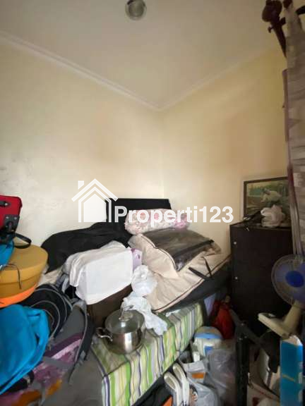 Dijual Rumah Mewah Istimewa Strategis Siap Huni di Deltasari Indah Waru Sidoarjo - 5