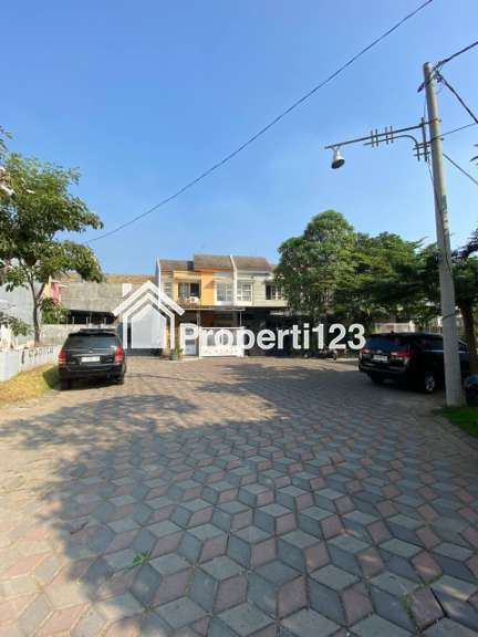 Dijual Rumah Mewah Istimewa Strategis Siap Huni di Deltasari Indah Waru Sidoarjo - 7