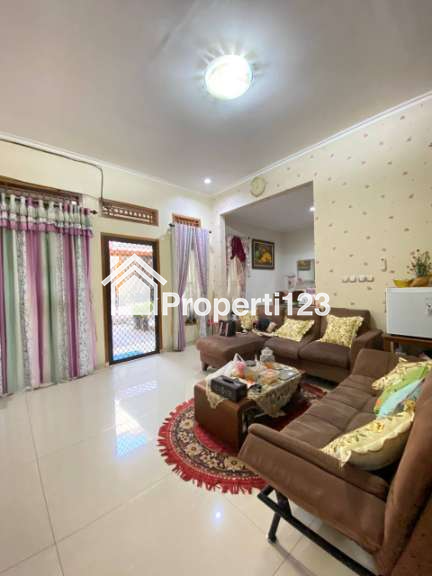 Dijual Rumah Mewah Istimewa Strategis Siap Huni di Deltasari Indah Waru Sidoarjo - 10