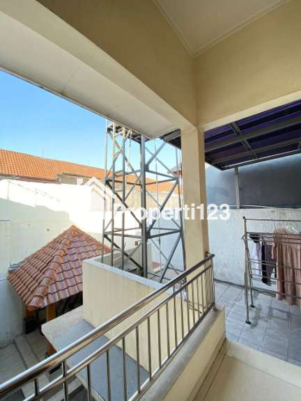 Dijual Rumah Mewah Istimewa Strategis Siap Huni di Deltasari Indah Waru Sidoarjo - 18