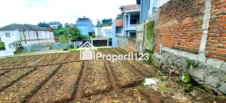 TANAH UNTUK RUMAH TINGGAL ATAU VILLA  DI SAYAP SERSAN BAJURI KOTA BANDUNG - 3