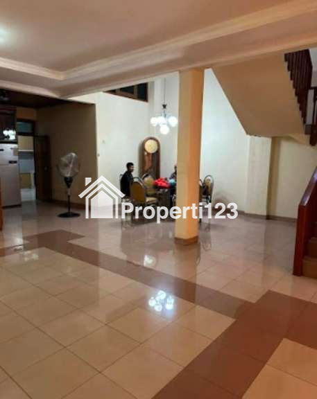 RUMAH TEBET HARGA NJOP LOKASI HOOK AKSES MOBIL SIAP HUNI - 4