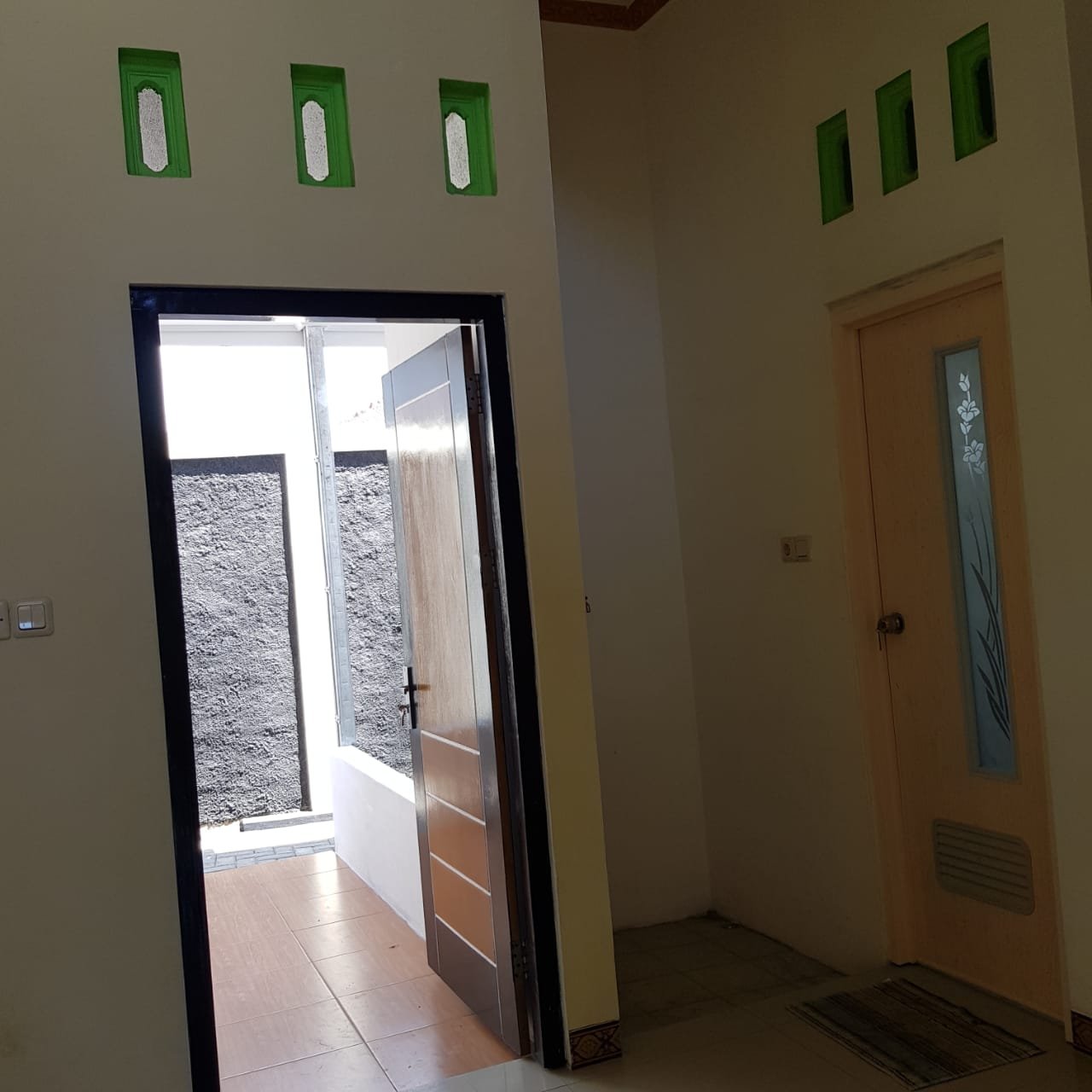 Dijual Cepat BU, Rumah 2 Lantai di , Argomulyo, Salatiga,Jawa Tengah - 5