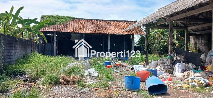 Disewakan gudang dan toko jl By Pass Ida Bagus Mantra Saba Gianyar Bali - 6