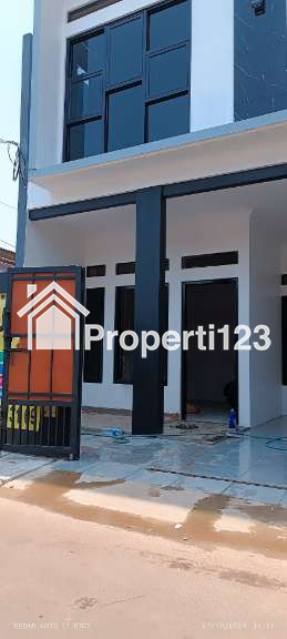Rumah Baru 4 Bedroom SIAP HUNI Bekasi Kota - 4