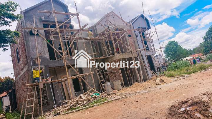 Hunian Nyaman 2 Lantai Harga 1 Lantai Area Serpong Tangerang Selatan - 3