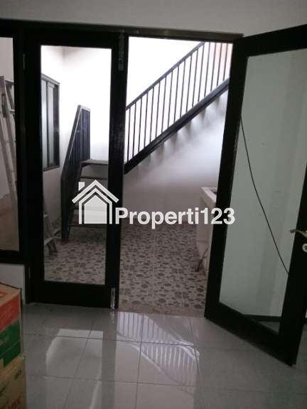 Rumah Siap Huni Lokasi Perumahan Pakal Residence Surabaya Barat - 11