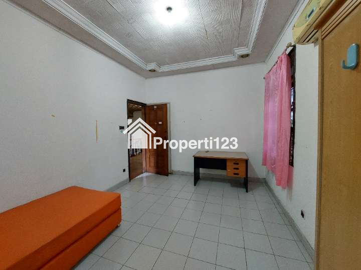 Kos Mahasiswi/Putri , Taman S.Parman Grogol , lokasi startegis di belakang univ Trisakti dan Untar - 14