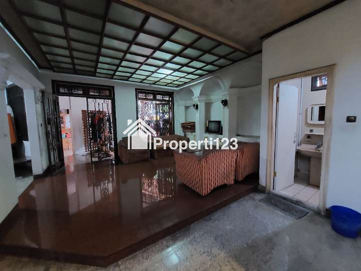 Kos Mahasiswi/Putri , Taman S.Parman Grogol , lokasi startegis di belakang univ Trisakti dan Untar - 3