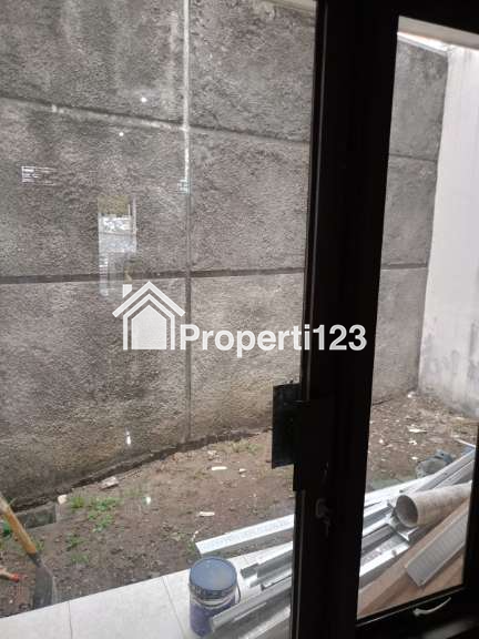 Ruko Murah 2 Lantai Nol Jalan Raya Super Strategis di Jalan Kalpataru Malang Kota - 8