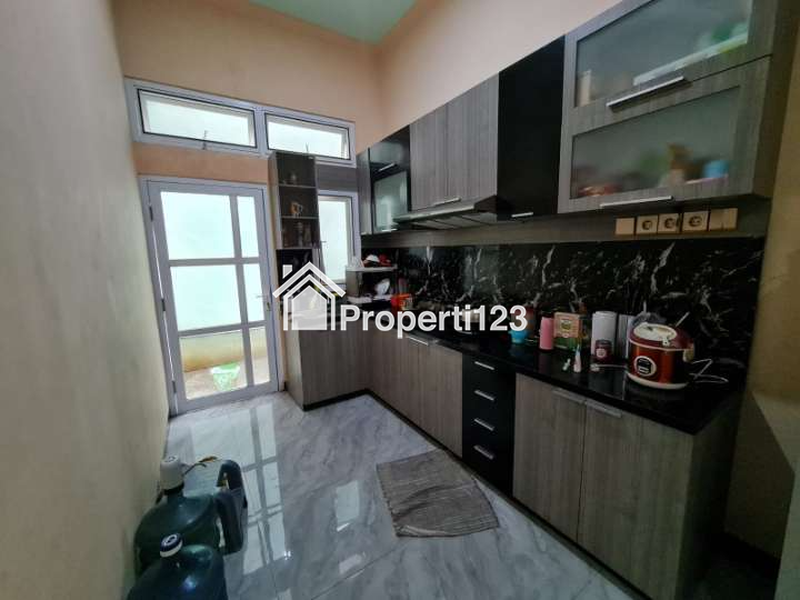Rumah Istimewa di Rungkut Menanggal Harapan Surabaya Timur - 13