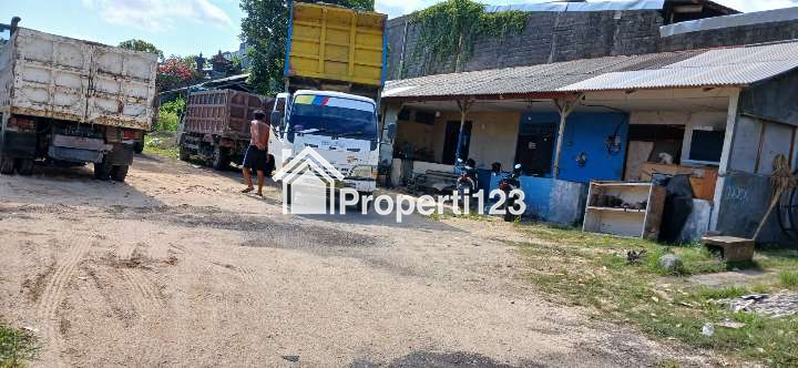 Dijual tanah 10 are jl Bung Tomo Gatsu Barat Denpasar Bali - 2