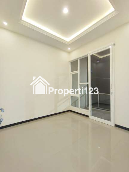 Villa Baru Private Pool Di Kota Batu Lokasi Oro Oro Ombo - 7