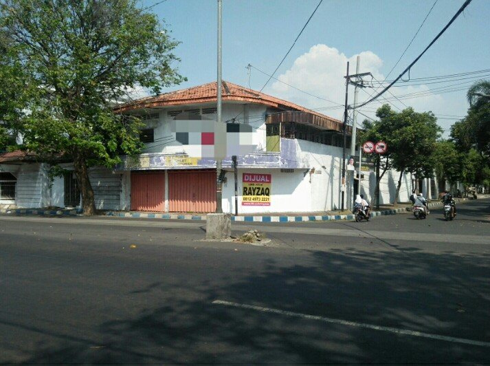 DIJUAL MURAH RUMAH POJOK 2Lt DI TEPI JALAN RAYA SUKARNO HATTA PASURUAN KOTA, JATIM - 8