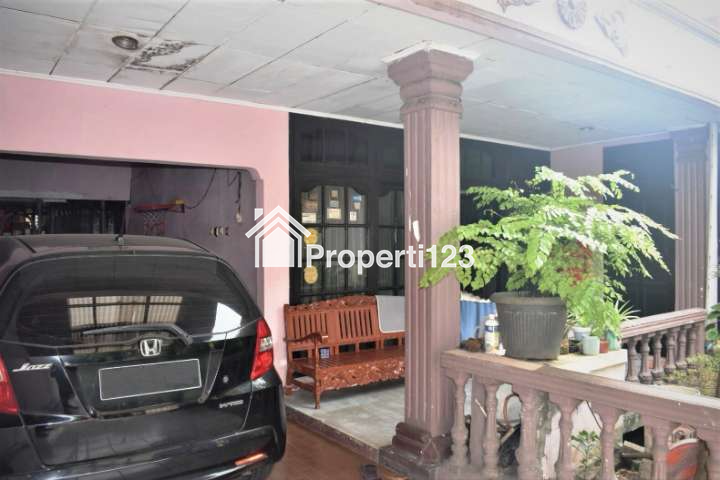Rumah Murah Zona Komersial Jalan Raya Penggilingan Jakarta Timur - 2