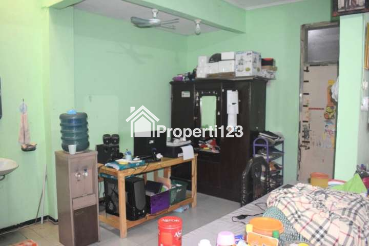 Rumah Murah Zona Komersial Jalan Raya Penggilingan Jakarta Timur - 5