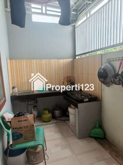 Rumah Siap Huni 2 Lantai Kediri - 13