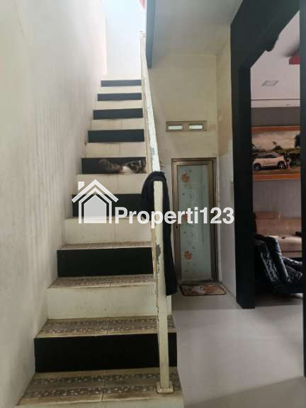 Rumah Siap Huni 2 Lantai Kediri - 14